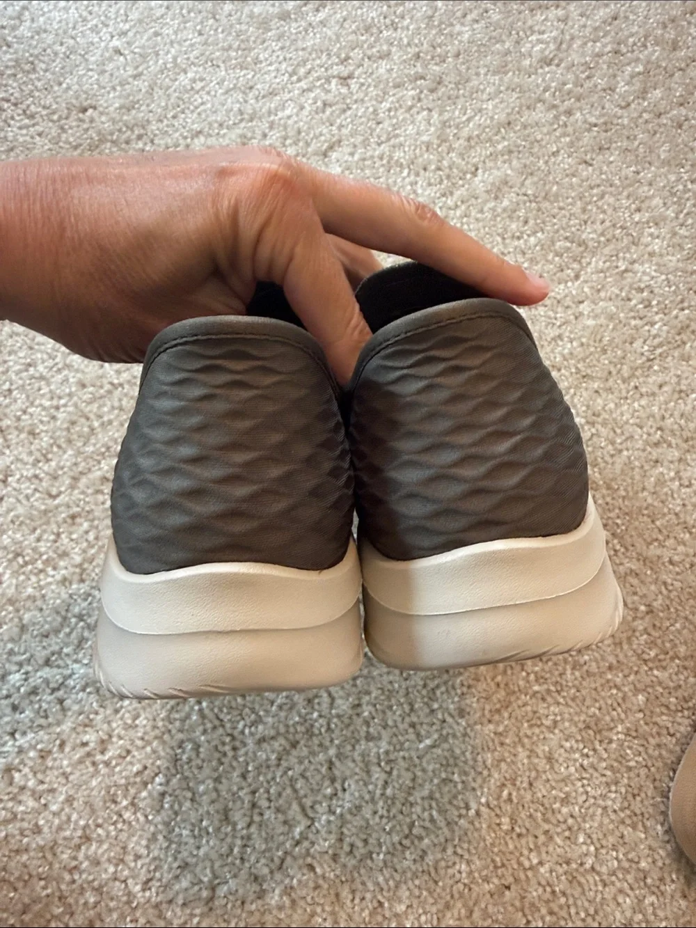 Skechers new box